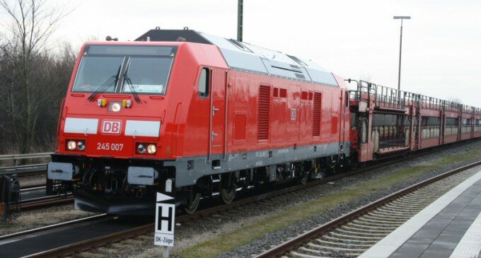 Deutsche Bahn and Bombardier Transportation sign contract for the supply of seven TRAXX diesel multi-engine locomotives