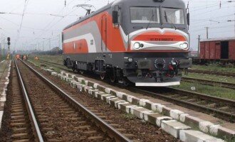 Softronic and LAC Holding to build locomotive plant in Hungary