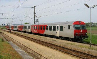 First ten Lange Schlieren passenger coaches reach MÁV-START