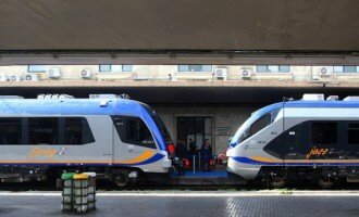 Trenitalia presents Swing and Jazz multiple units to Regione Toscana